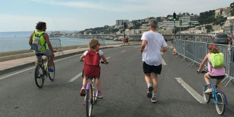 Un dimanche sans voiture tous les mois sur tout le littoral métropolitain c'est possible ! (Crédit photo Gomet')