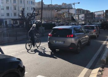 Embouteillage quartier des Catalans à Marseille en fin de journée (Crédit Gomet').