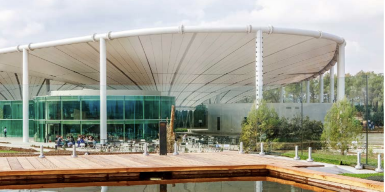 le projet thecamp coûte très cher à exploiter et la société doit réduire ses coûts (Crédit DR)