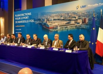 En février 2020, Renaud Muselier était aux côtés des dirigeants du port pour préparer un plan de relance suite aux grèves contre les retraites (Crédit RM)