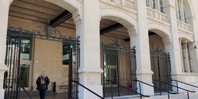 La poste Colbert a rouvert ses portes aux salariés depuis novembre 2020