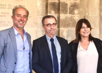 Sébastien Barles et Michèle Rubirola ont rencontré Pierre Hurmic lors du congrès de l'AIMF à Bordeaux
