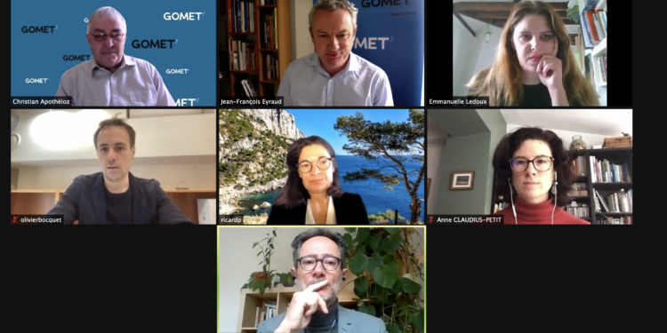 Notre débat sur la bio-inspiration et le biomimétisme en compagnie de nos invités (Crédit : Gomet')