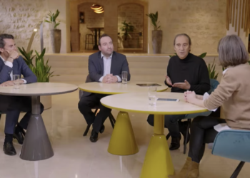 Kevin Polizzi (au centre) était aux côtés de Xavier Niel et de Thomas Reynaud, le directeur général de Free pour le lancement de Free Pro (Crédit Free)