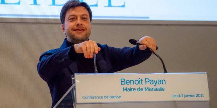 Benoît Payan est sorti visiblement convaincu du soutien d'Emmannuel Macron à la Ville de Marseille (Crédit JYD)