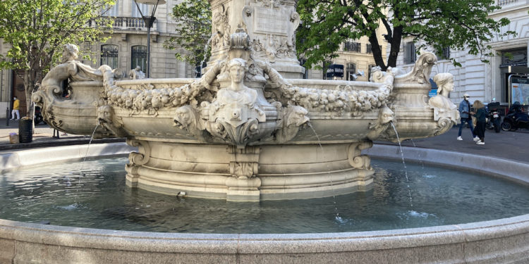 La mairie de Marseille souhaiterait plus de fontaines à Marseille (Crédit RM)