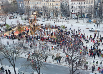 Près de 6500 personnes se sont rassemblées dimanche 21 mars à l'occasion du carnaval de la Plaine à Marseille