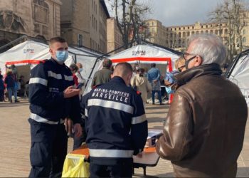 Les marins pompiers de Marseille en opération vaccination le week-end du 6 mars - crédit : Gomet'