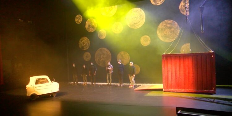 La scène de La Criée reprend vie pour les étudiants (Crédit Gomet'/JYD)