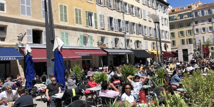 [En images] De retour en terrasses !