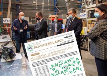 Le ministre Olivier Dussopt dans les locaux d'Onet Technologies à Marseille lundi 17 mai (Crédit Gomet'/JYD).