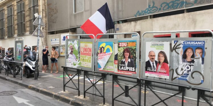 Régionales : la gauche prend le risque d’une triangulaire