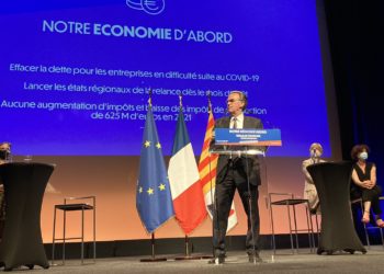 Renaud Muselier a tenu son premier grand meeting des régionales sur la scène du Parc Chanot à Marseille (Crédit RM)