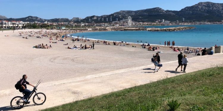 Plage du Prado nord à Marseille (Crédit Gomet'/JFE).