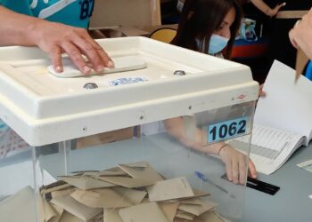 [Elections 2021] Faible rebond de la participation à midi