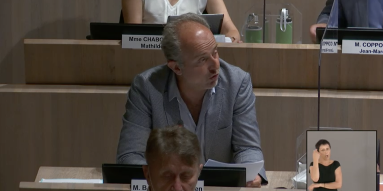 Sebastien Barles, adjoint à la transition écologique de la mairie de Marseille, est l'un des auteurs de cette proposition sur la légalisation du cannabis à Marseille (Crédit DR)
