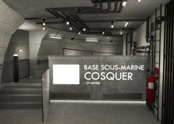 Le poste d'embarcation pour partir à la découverte de la réplique de la Grotte Cosquer (Crédit Kléber Rossillon).