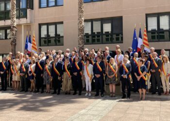 Une photo du groupe majoritaire à la région Sud avec plusieurs membres de LREM ou associés (Crédit RM)
