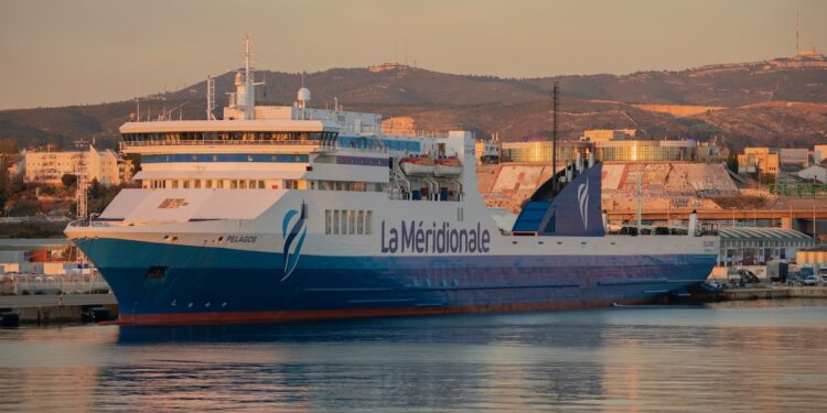 Le Pelagos a assuré la continuité du service y compris avec des rapatriements sanitaires pendant la pandémie (Crédit La Méridionale DR)