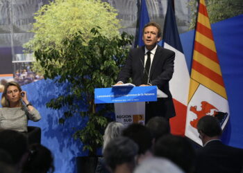 François de Canson, maire de la Londe-les Maures et vice-président de la région, a remplacé Renaud Muselier pour présenter les états régionaux de la relance (Crédit JP Garufi)