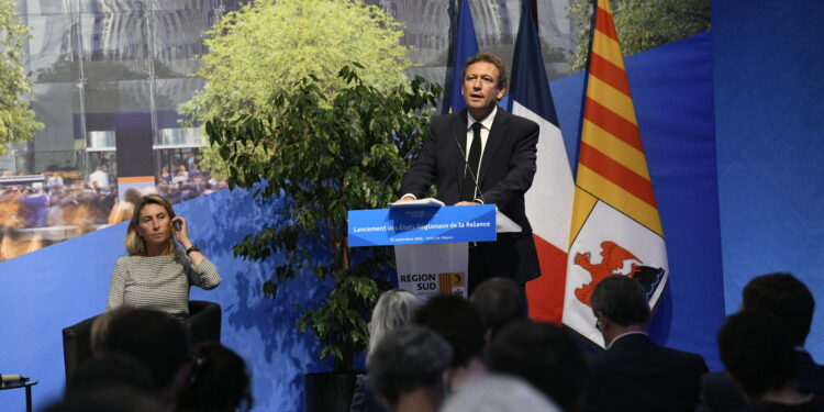 François de Canson, maire de la Londe-les Maures et vice-président de la région, a remplacé Renaud Muselier pour présenter les états régionaux de la relance (Crédit JP Garufi)