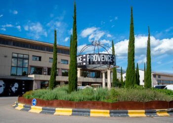 L'entrée du site de Provence Studios à Martigues (Crédit : Gomet'/JYD)