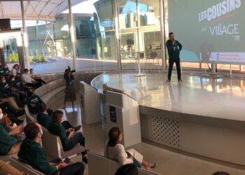 Rodolphe Roux (Les Cousins) et Jérôme Lebon (CAAP) sur la "scène" de thecamp (Crédit Gomet'/JFE)