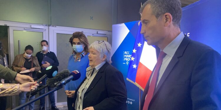 Jacqueline Gourault lors du point presse à la sortie de la conférence des maires avec Martine Vassal, la Présidente de la Métropole, et Christophe Mirand, le Préfet de Région (Crédit RM)