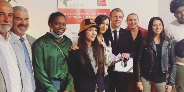 Emmanuel Macron au Cloître vendredi 15 octobre (Crédit @ALouisDeputee13)