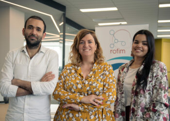 David Bensoussan, le fondateur de Rofim (à gauche), à côté de Emilie Mercadal, la directrice général (au centre) (Crédit Satt Sud-Est)