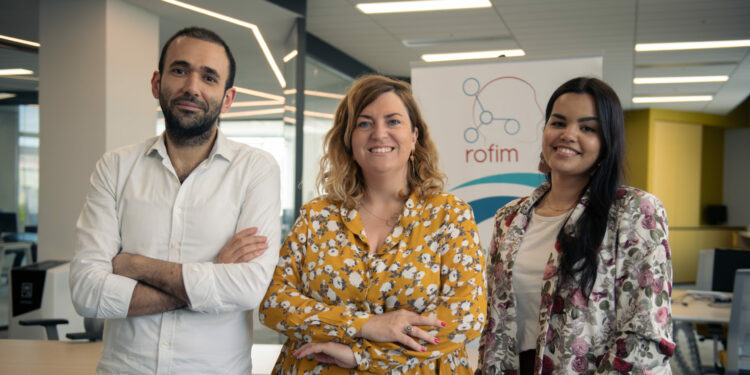 David Bensoussan, le fondateur de Rofim (à gauche), à côté de Emilie Mercadal, la directrice général (au centre) (Crédit Satt Sud-Est)