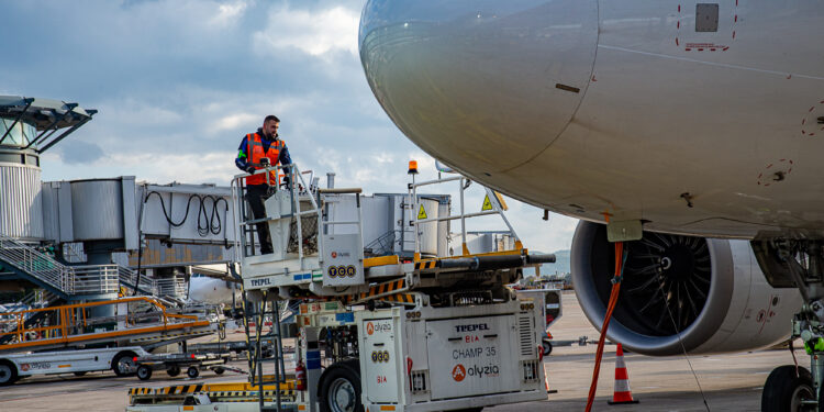 L'Aéroport Marseille Provence veut réduire ses émissions indirectes "scope 3" (Crédit : JYD)