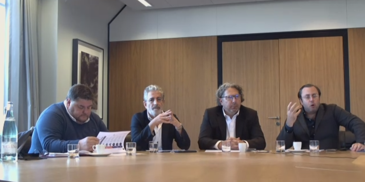 De gauche à droite : Jean-Philippe Bergougnoux, directeur général de Colis Privé, Charles-Hubert de Chaudenay (ex-Vente Privée, Frédéric Pons, Pd-g de Colis Privé et Marc Menasé, P-dg de Dee Tech (Crédit DR)