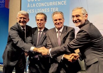 De gauche à droite, Jean-Pierre Serrus, Christophe Fanichet, Renaud Muselier et Thierry Mallet