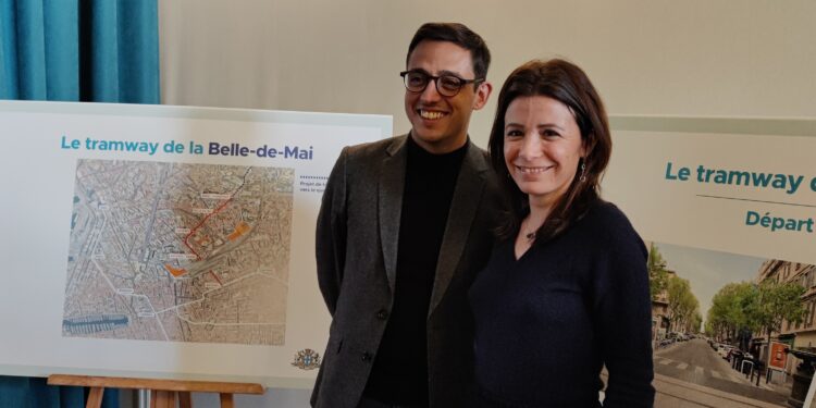 Anthony Krehmeier et Audrey Gatian présente les ambitions de la Ville de Marseille en matière d'extension des lignes de tramway vers les quartiers Nord