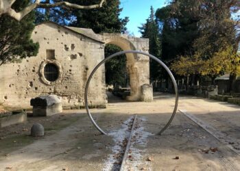 Lee Ufan aux Alyscamps : Relatum - Circle and Straight (Crédit Gomet' / JFE)