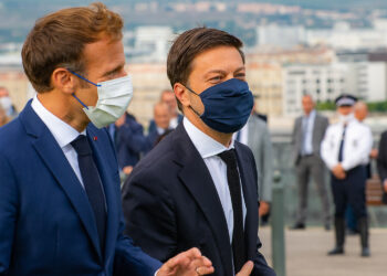 Benoît Payan avec le Président de la République lors du discours du Pharo le 2 septembre (Crédit JYD)