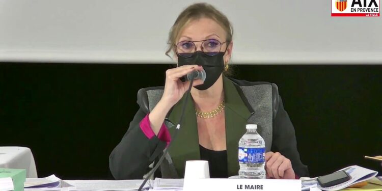 Sophie Joissains (UDI), maire d'Aix-en-Provence (Crédit : capture d'écran Aix ma Ville Youtube)