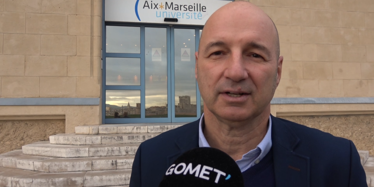 Jean-Louis Moro, vice-président d'Aix Marseille Université en charge de la qualité de vie sur les campus (Crédit Gomet')