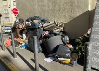 Les poubelles débordent dans le 6e arrondissement de Marseille