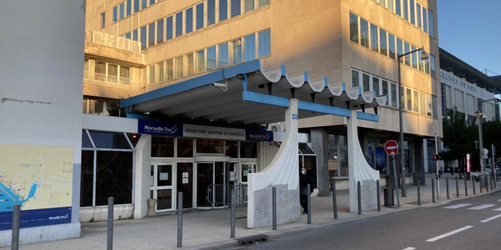 L'entrée du siège du port de Marseille-Fos à la Joliette (Crédit RM)