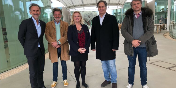 Ashargin Poiré (à droite), ses deux associés dans le projet de reprise de thecamp avec les dirigeants de Mediaschool vendredi 11 mars 2022 (Crédit Gomet'/JFE)