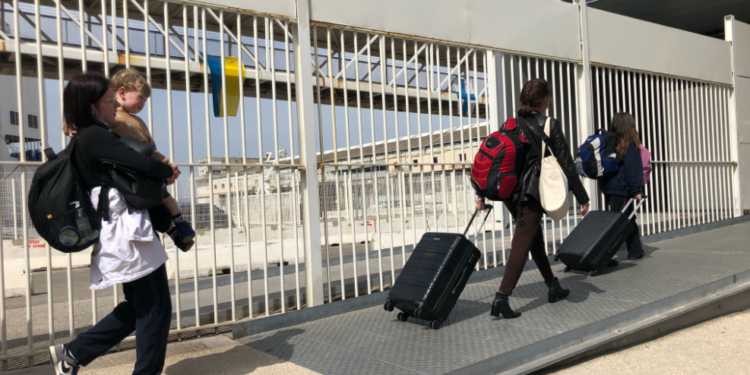 Mardi 29 mars, 118 réfugiés ukrainiens sont arrivés à Marseille (crédit : JFE - Gomet')