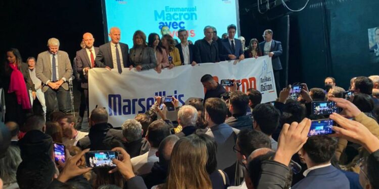 meeting pour Macron