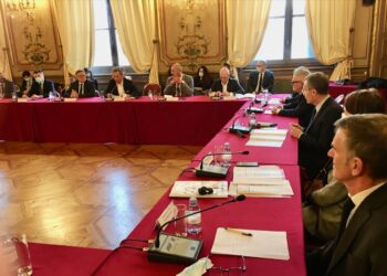 Réunion à la préfecture avec les maires signataires de la convention Petites villes de demain (Crédit Gomet'/CA)