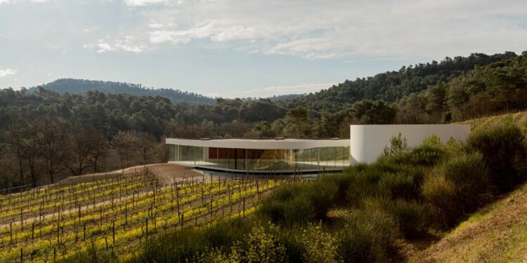 Le nouveau pavillon dessiné par l'architecte brésilien Oscar Niemeyer (Crédit DR)