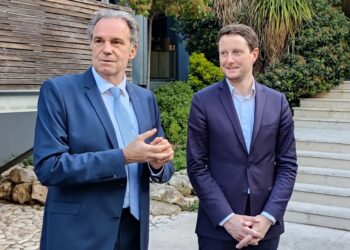 Renaud Muselier et Clément Beaune jeudi 14 avril à Luminy (Crédit Gomet'/RL)