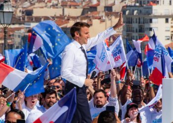 investitures Renaissance