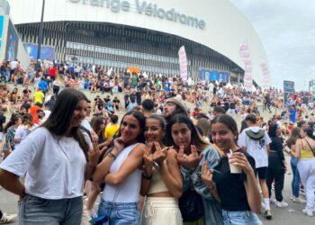 Ambiance avant le concert de Jul (Crédit Gomet'/GG)