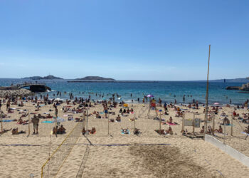 Vue sur la plage des Catalans